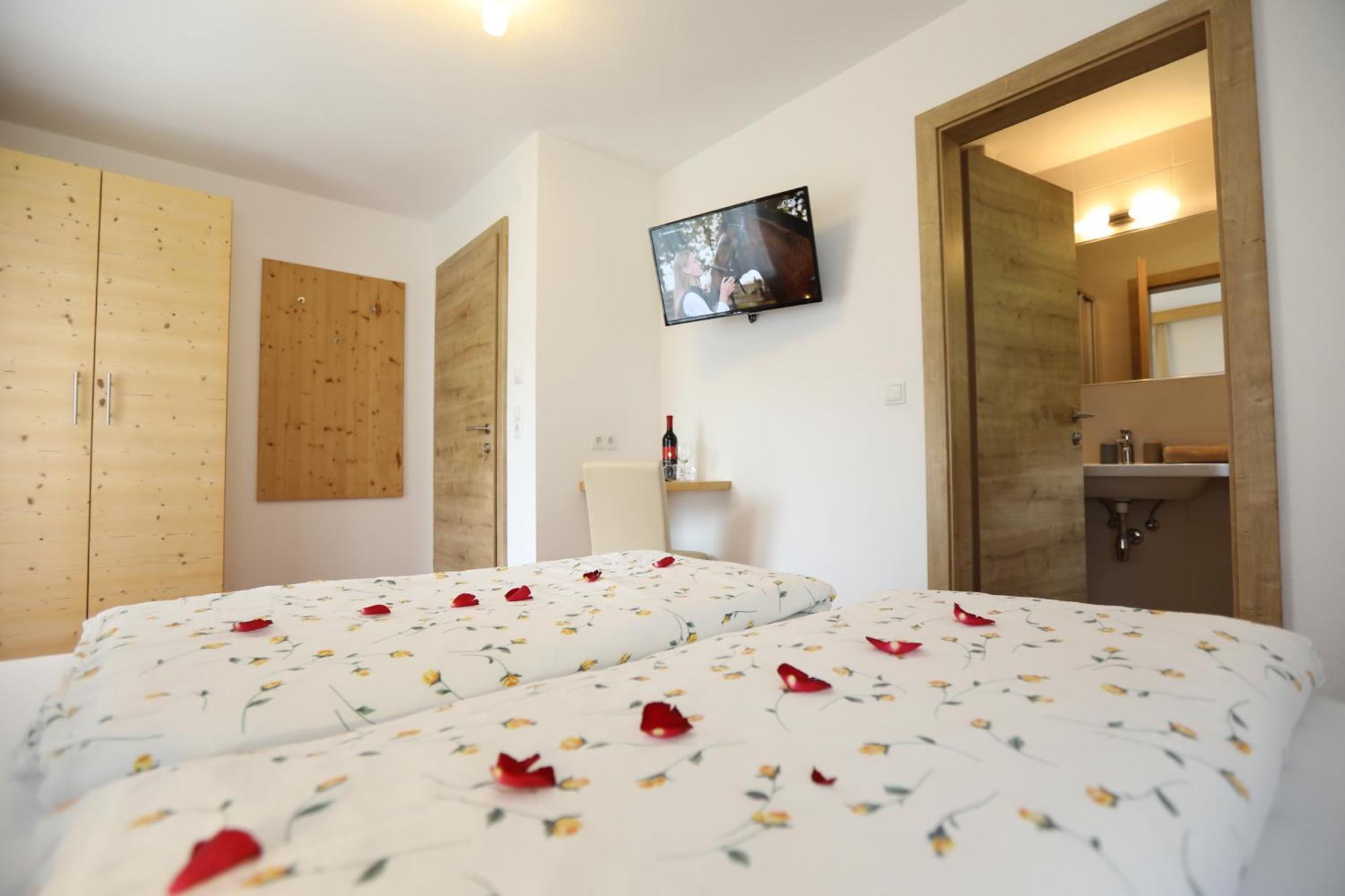 Haus Maria Bed & Breakfast Gerlos Exterior photo